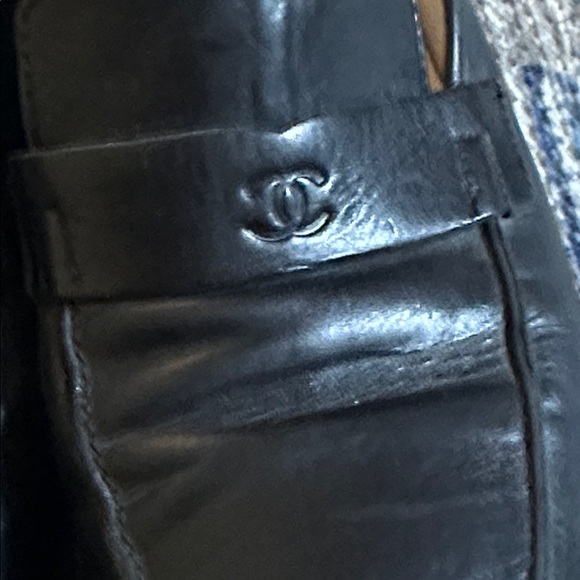 Chanel black CC loafers size 36 - Picture 5 of 11